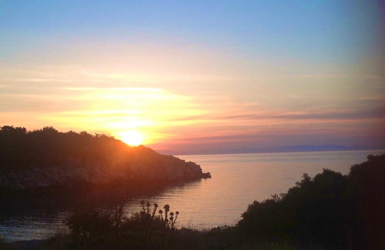Lalloudes Seaside Accommodation Exo Nimfion Exterior foto