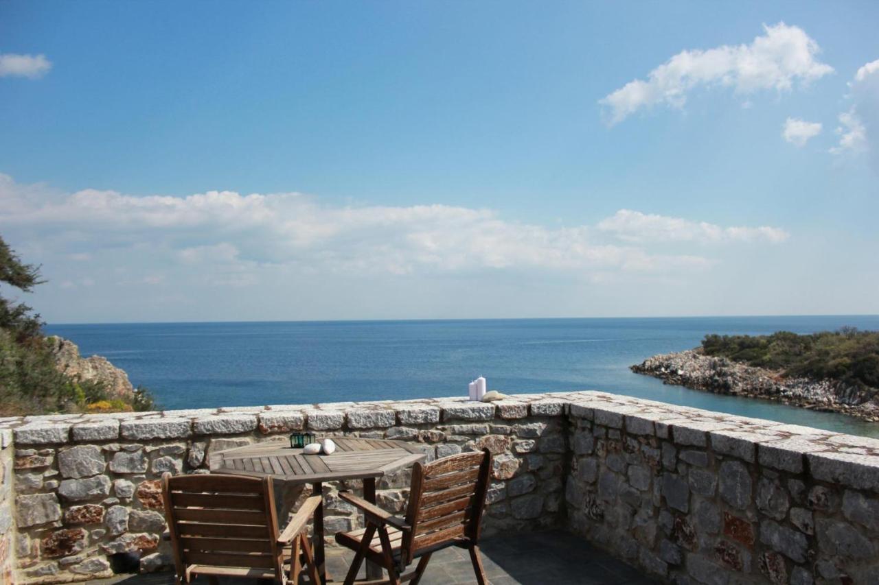 Lalloudes Seaside Accommodation Exo Nimfion Exterior foto