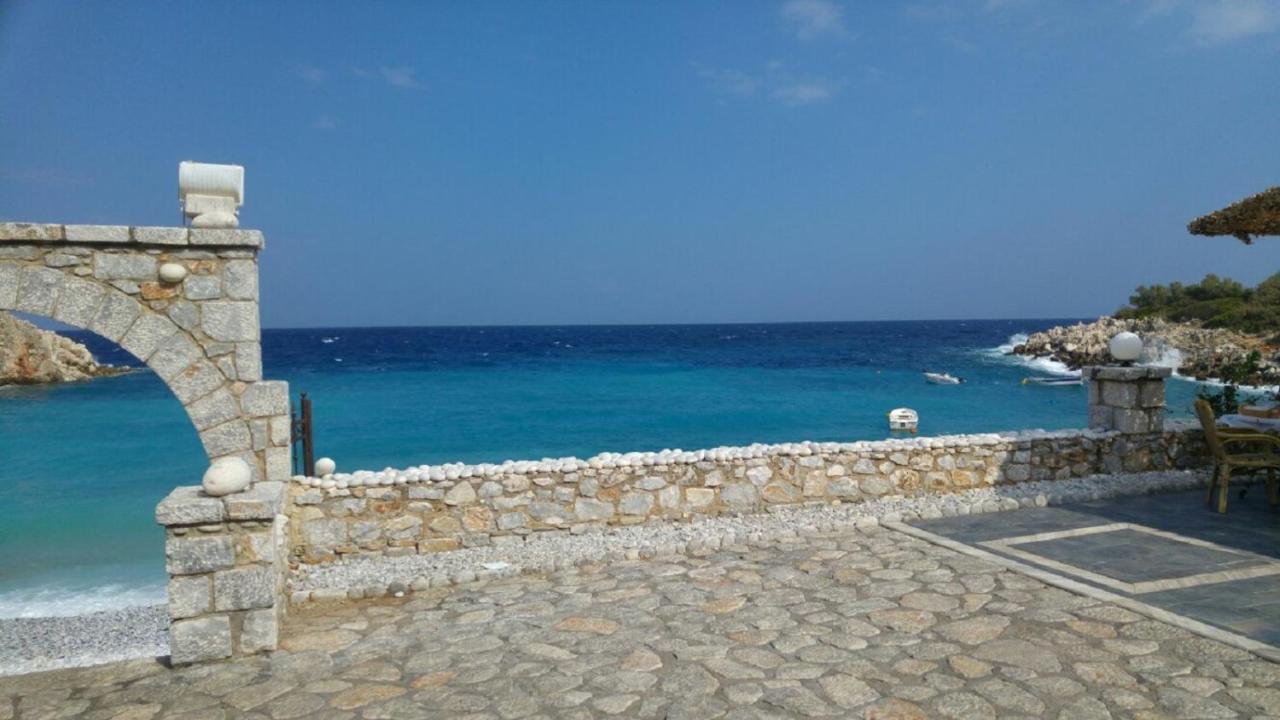 Lalloudes Seaside Accommodation Exo Nimfion Exterior foto